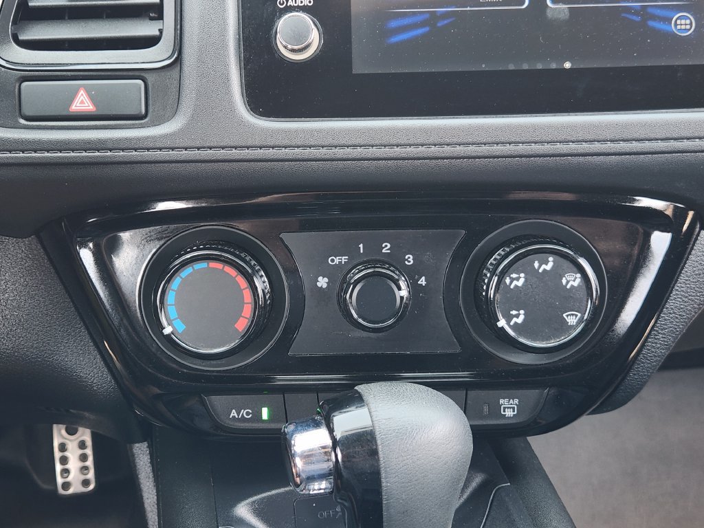 Used 2020 Honda HR-V Sport image 17