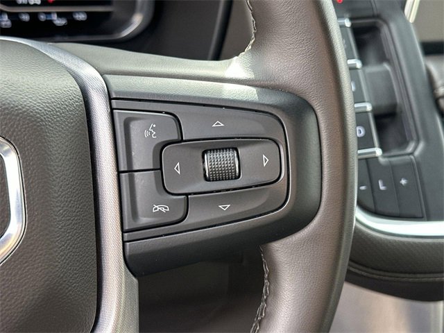 Used 2023 GMC Yukon SLT image 36