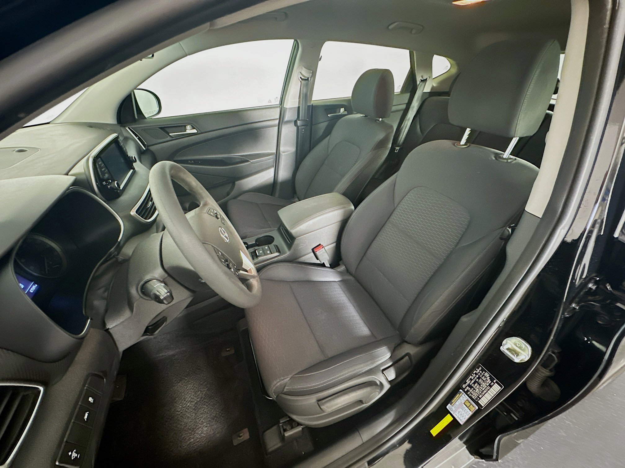 Used 2021 Hyundai Tucson SE w/ Cargo Package FWD image 13