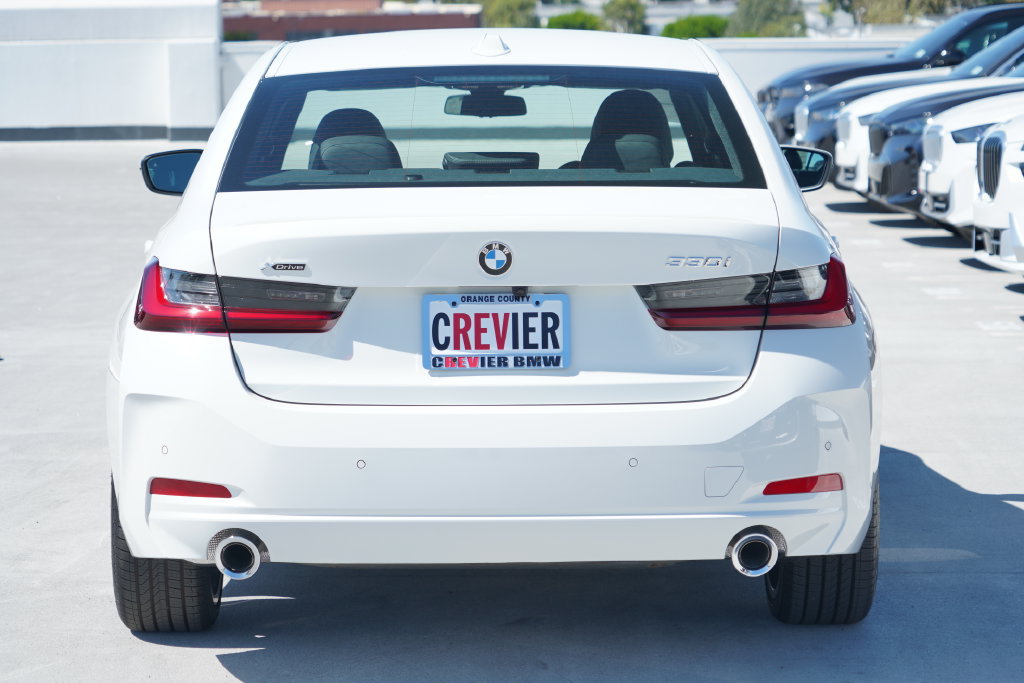 New 2026 BMW 330i xDrive Sedan w/ Convenience Package AWD/4WD image 7