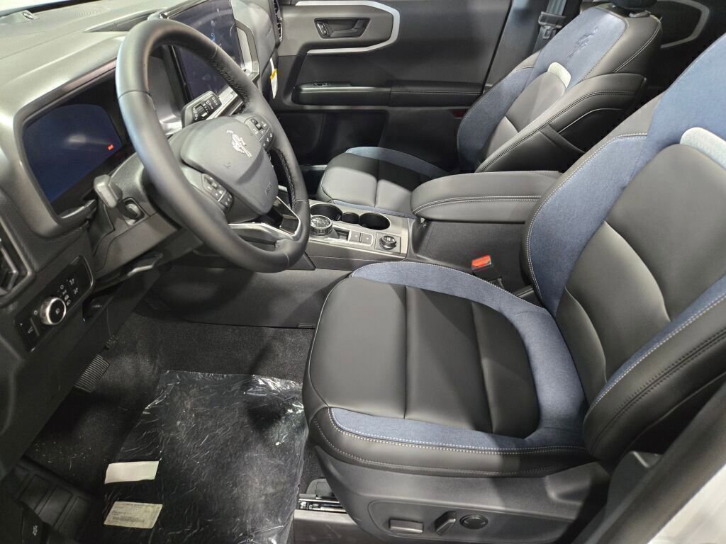 New 2025 Ford Bronco Sport Outer Banks w/ Outer Banks Tech Package+ AWD/4WD image 21