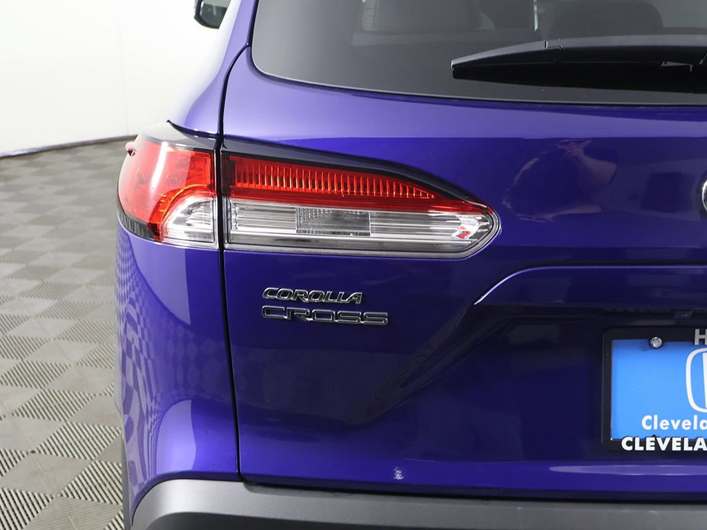 Used 2023 Toyota Corolla Cross LE image 13