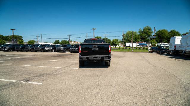 Used 2017 GMC Canyon Denali AWD/4WD image 5