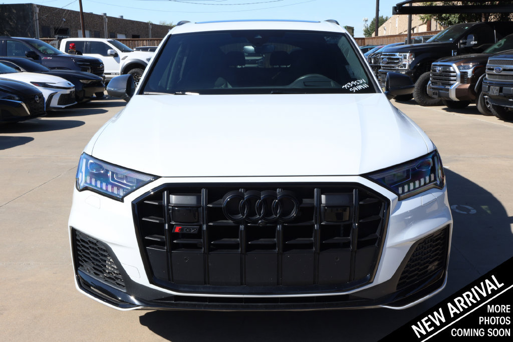 Used 2023 Audi SQ7 Prestige AWD/4WD image 2
