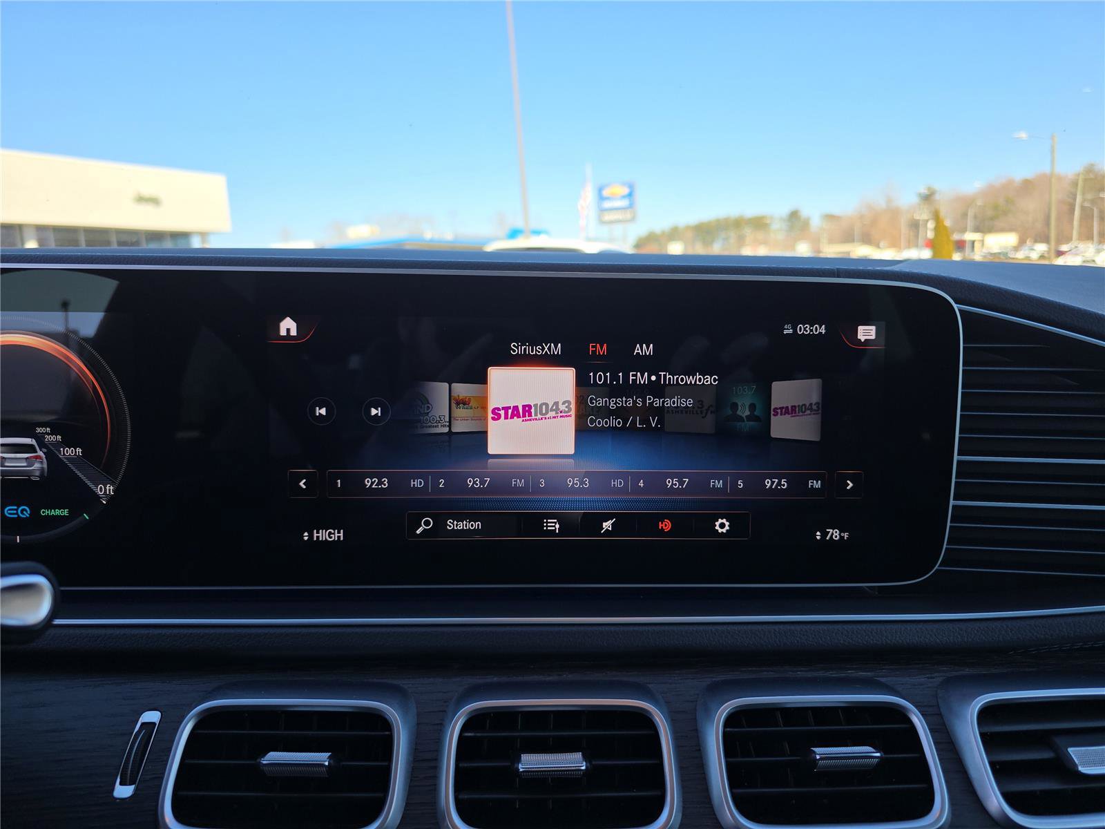 Used 2021 Mercedes-Benz GLS 450 4MATIC image 28