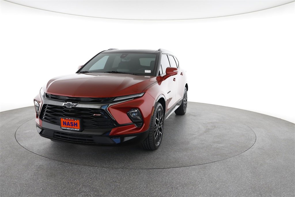 Used 2023 Chevrolet Blazer RS w/ Driver Confidence II Package image 4