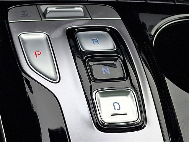 Used 2023 Hyundai Tucson Limited w/ Cargo Package image 15