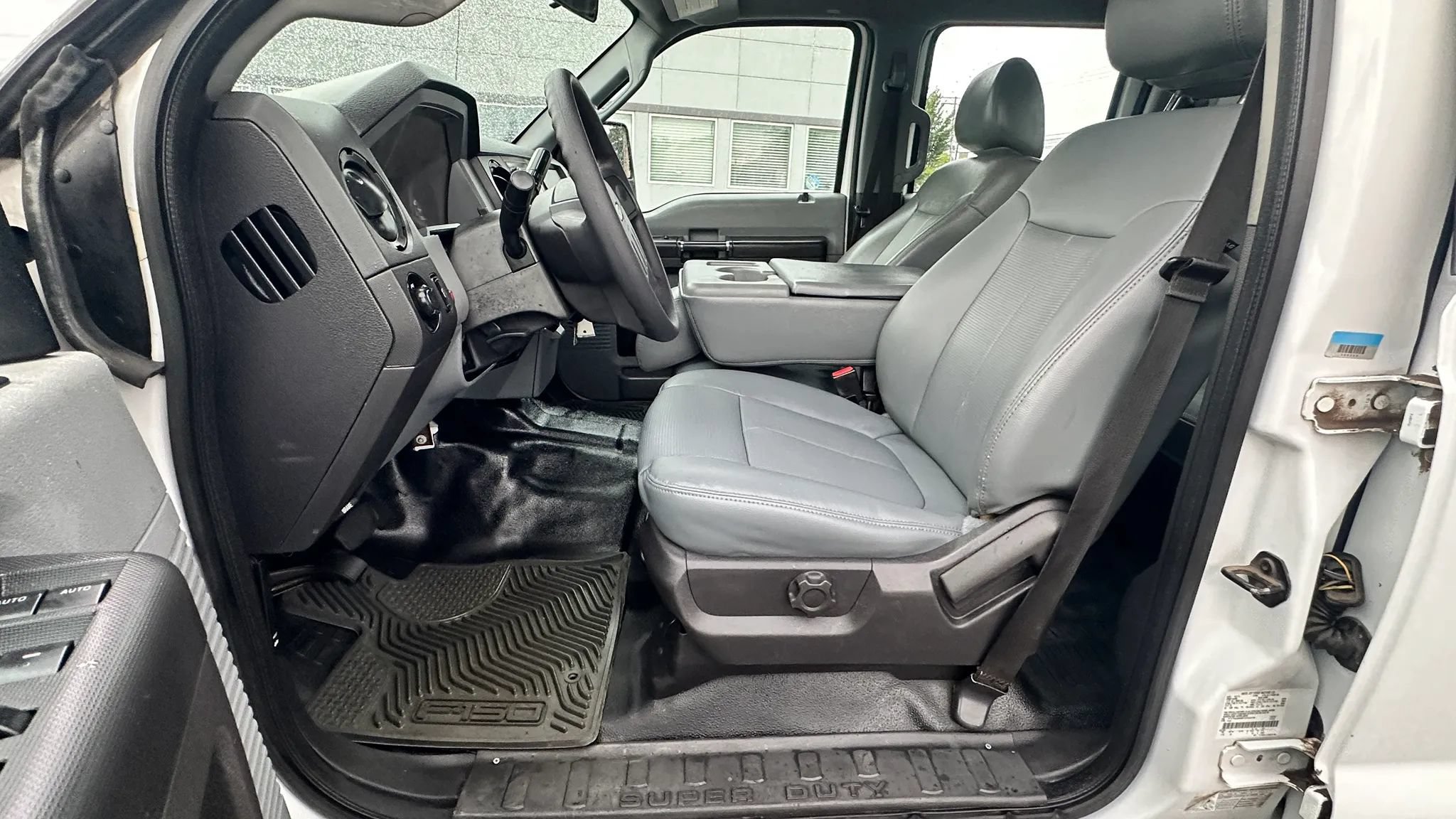 Used 2015 Ford F250 XL w/ Power Equipment Group AWD/4WD image 12