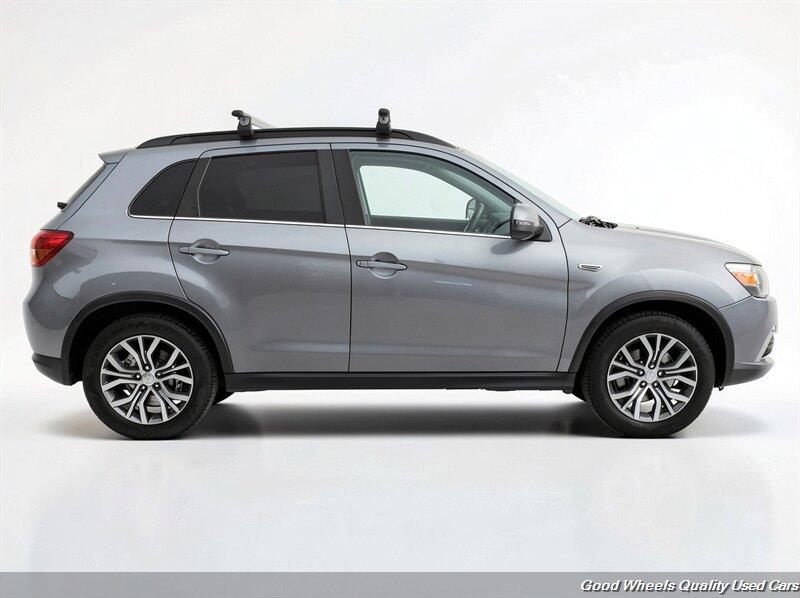 Used 2016 Mitsubishi Outlander Sport SEL AWD/4WD image 4