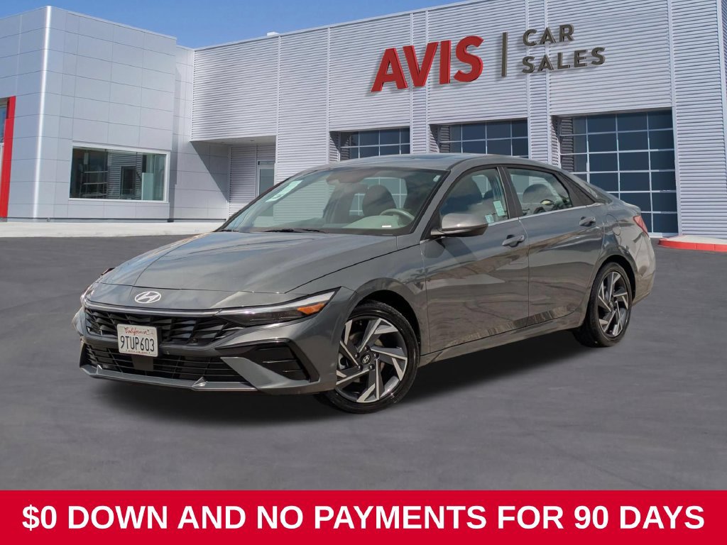 Used 2025 Hyundai Elantra SEL FWD image 1