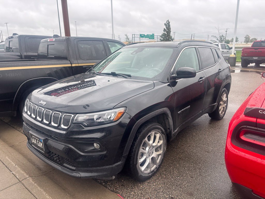 Used 2022 Jeep Compass Latitude AWD/4WD image 13
