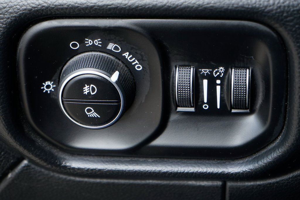 Used 2020 RAM 2500 Lone Star w/ Night Edition image 19