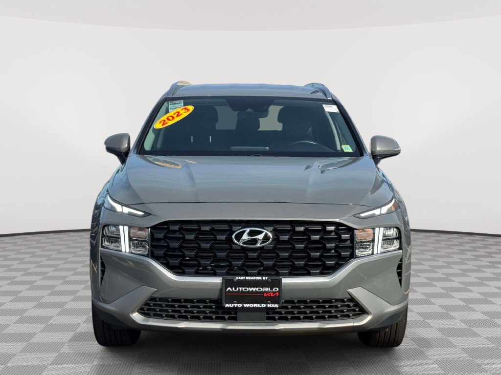 Used 2023 Hyundai Santa Fe SEL AWD/4WD image 2