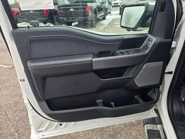 New 2025 Ford F150 Lariat w/ Equipment Group 502A High image 9