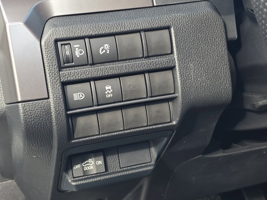 Used 2026 Toyota Tacoma SR5 AWD/4WD image 24