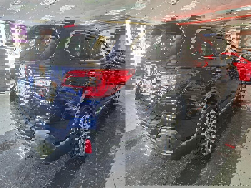 Used 2018 Subaru Outback 3.6R Touring image 4