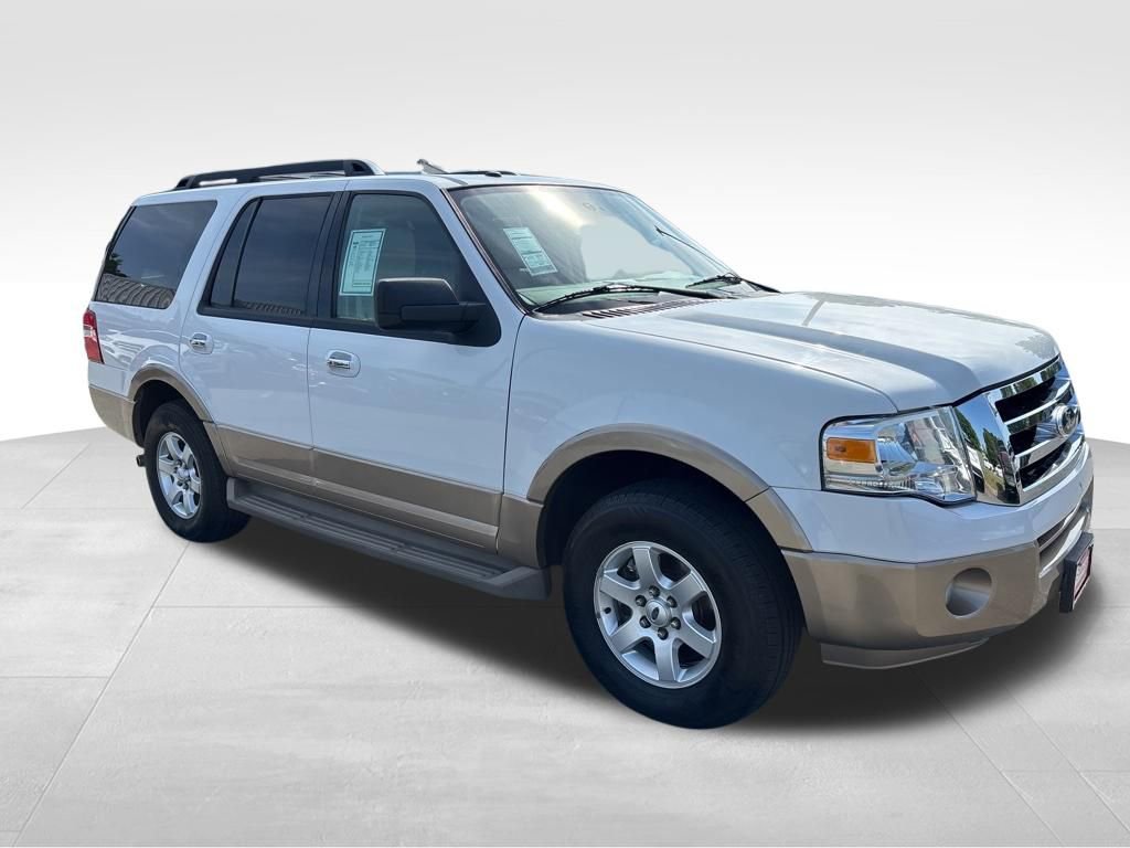 Used 2014 Ford Expedition XLT w/ Equipment Group 202A RWD image 8
