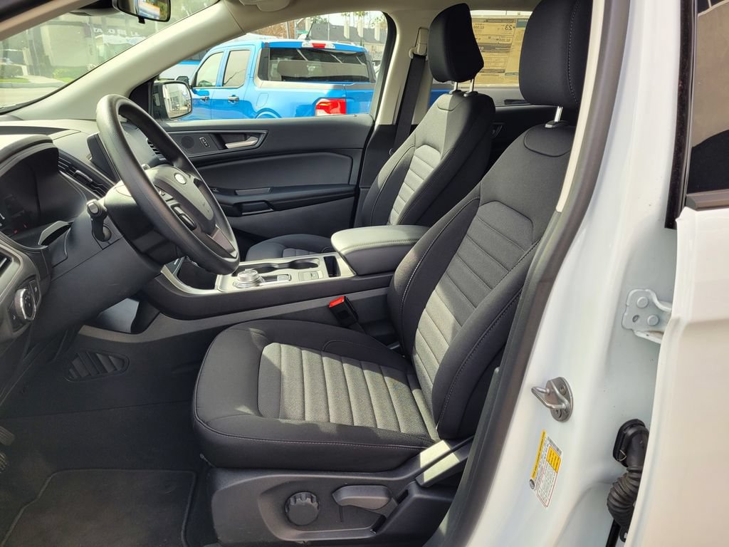 New 2024 Ford Edge SE w/ Black Appearance Package AWD/4WD image 6