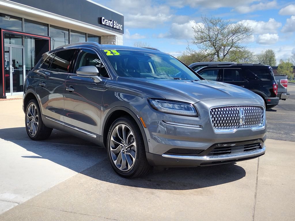 Used 2023 Lincoln Nautilus Reserve w/ Equipment Group 201A AWD/4WD image 3