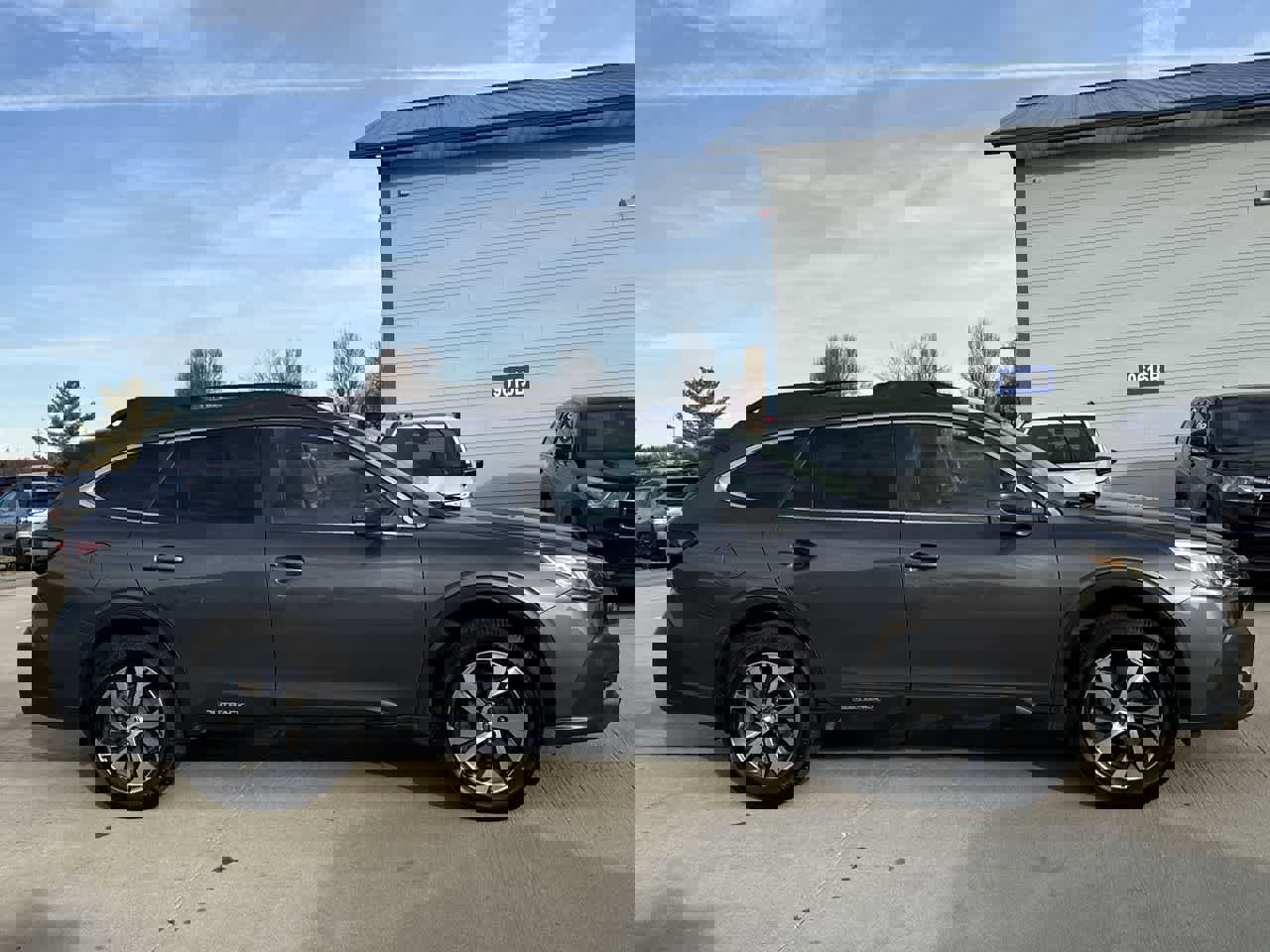 Used 2020 Subaru Outback Limited w/ Popular Package #2 image 7