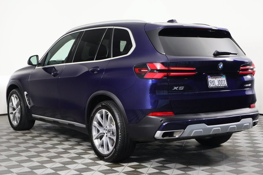 Certified 2026 BMW X5 xDrive40i w/ Climate Comfort Package AWD/4WD image 6