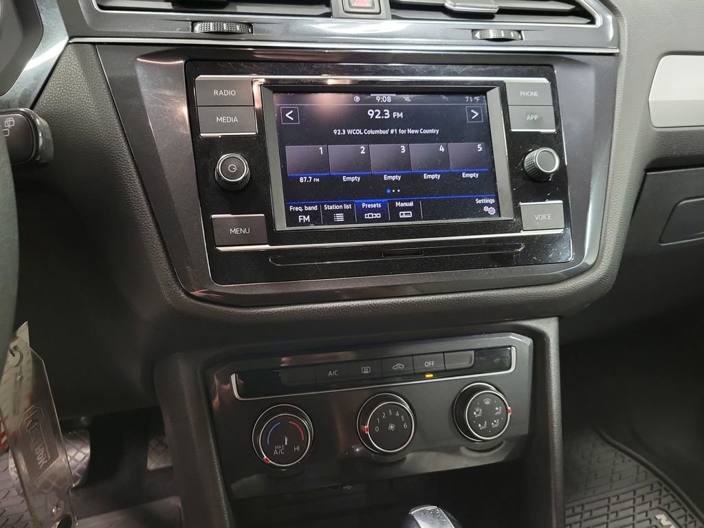 Used 2020 Volkswagen Tiguan S FWD image 15