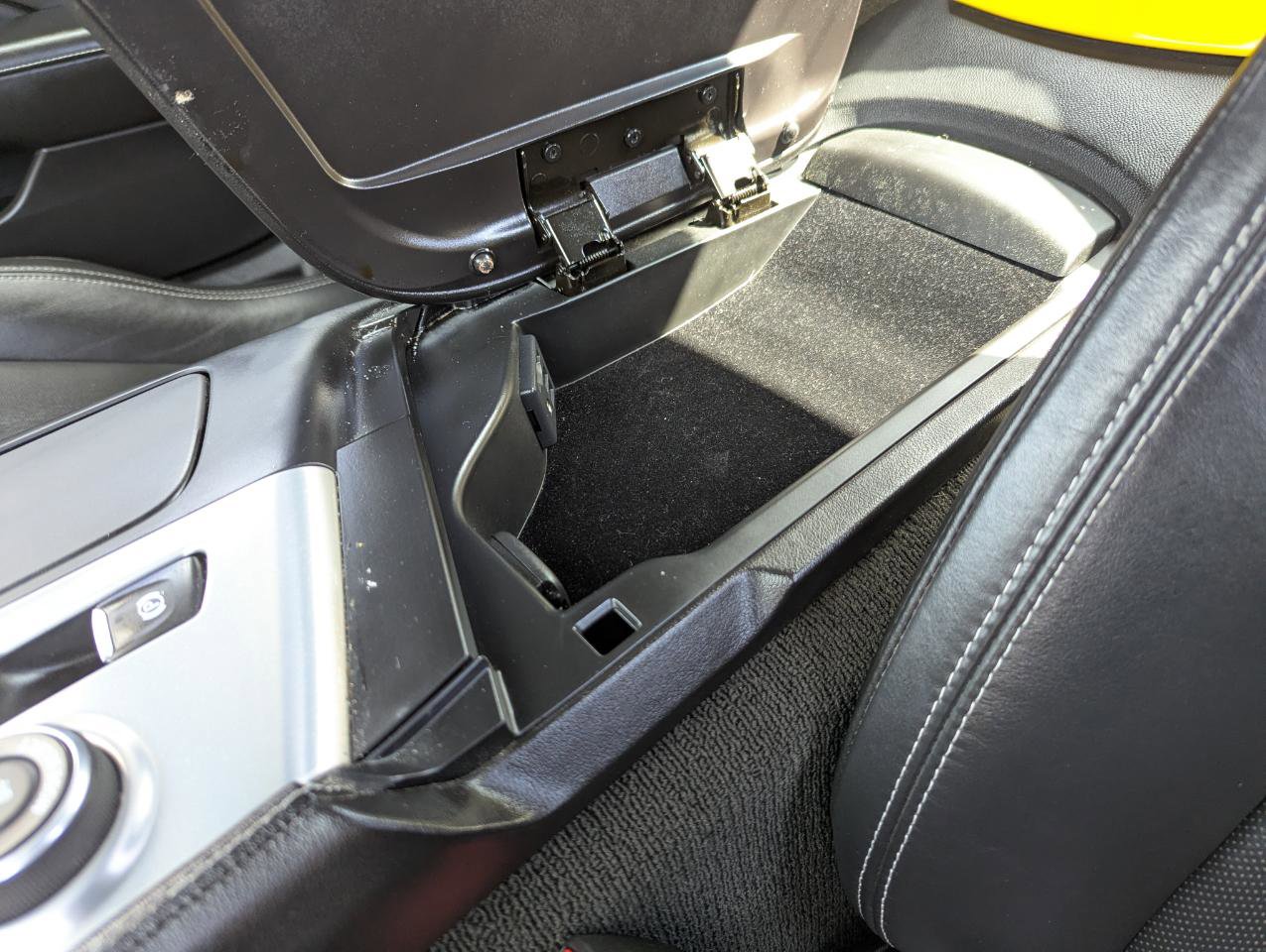 Used 2015 Chevrolet Corvette Stingray Convertible w/ 2LT Preferred Equipment Group RWD image 30