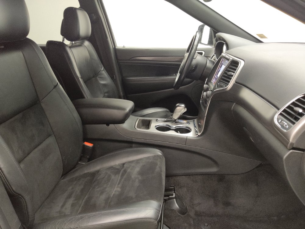 Used 2018 Jeep Grand Cherokee Altitude AWD/4WD image 21