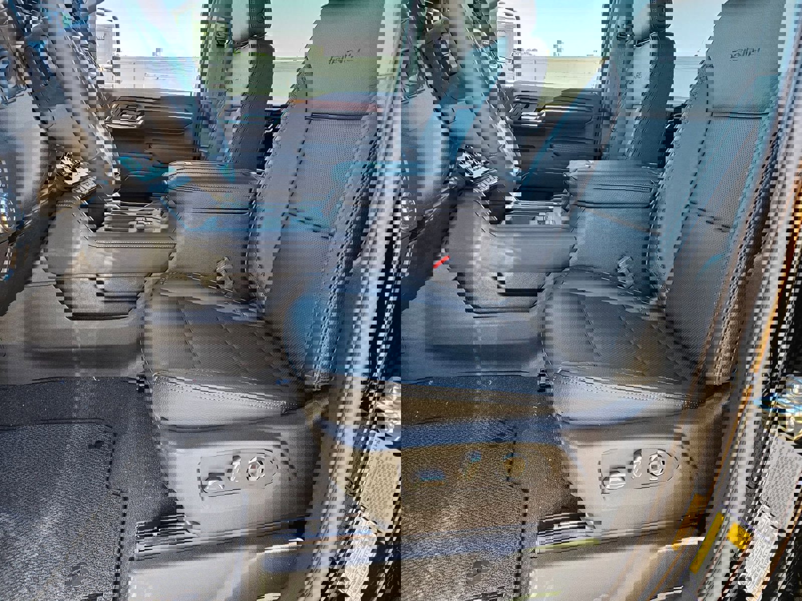 New 2026 GMC Sierra 2500 Denali w/ Denali Reserve Package image 22