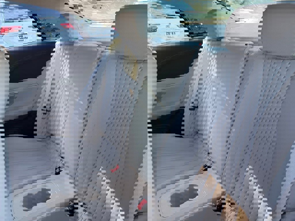 Used 2018 Mercedes-Benz E 400 4MATIC Coupe image 32