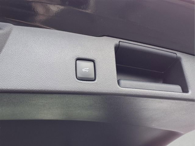 Used 2023 Ford Escape ST-Line Select w/ Tech Pack #2 image 11