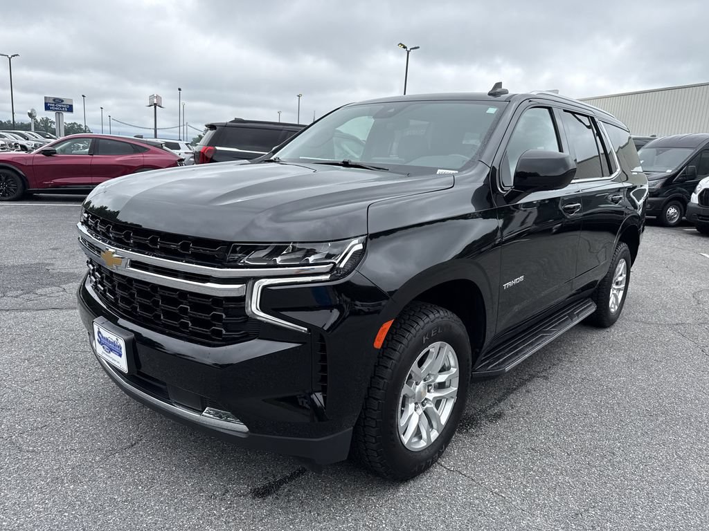 Used 2023 Chevrolet Tahoe LS AWD/4WD image 3