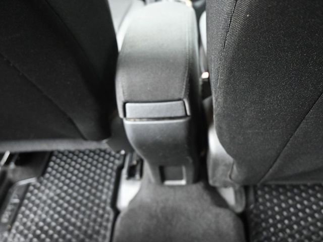 Used 2015 Jeep Renegade Latitude image 23