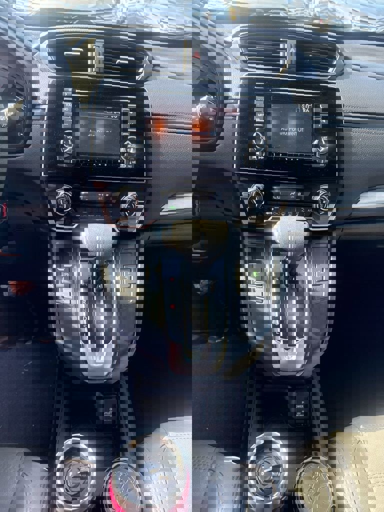 Used 2018 Honda CR-V LX image 6