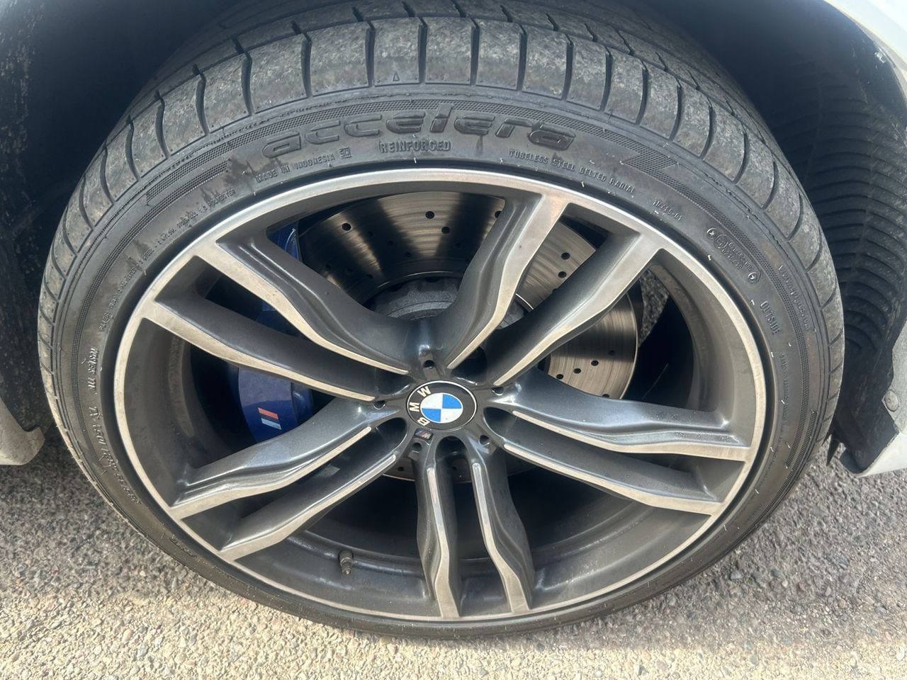 Used 2016 BMW X5 M AWD/4WD image 8