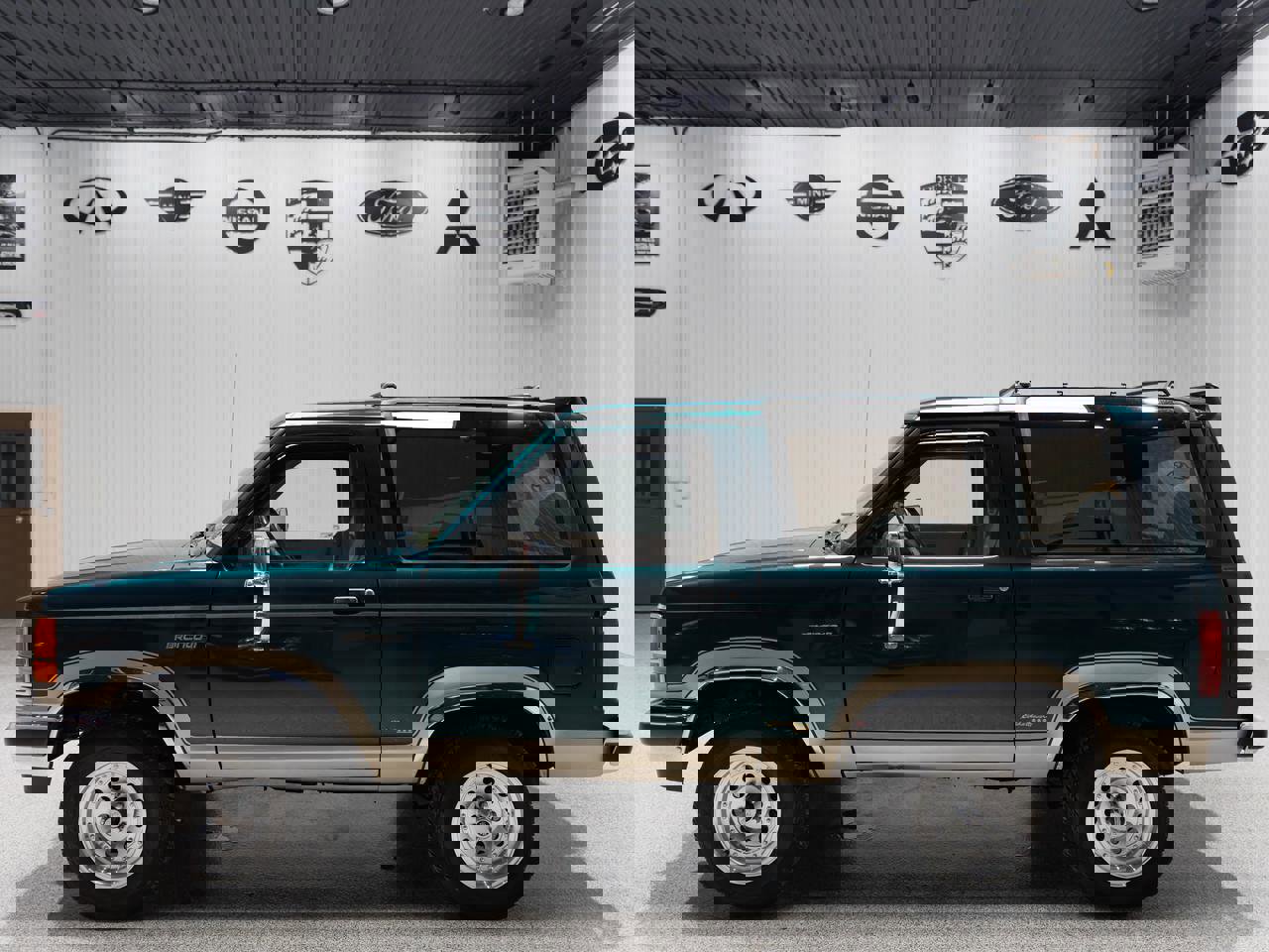 Used 1989 Ford Bronco II 4WD image 3