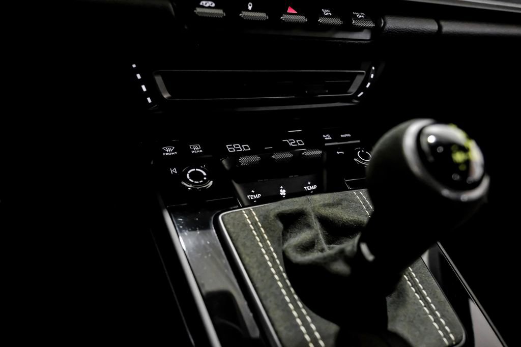 Used 2022 Porsche 911 GT3 RWD image 19