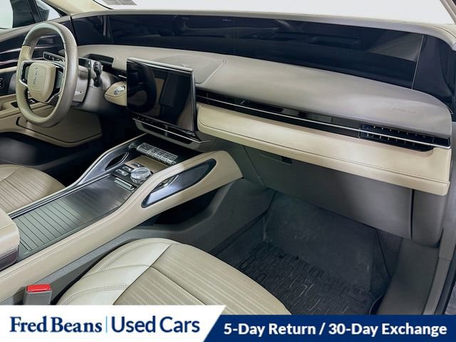 Used 2024 Lincoln Nautilus Reserve w/ Equipment Group 202A AWD/4WD image 38