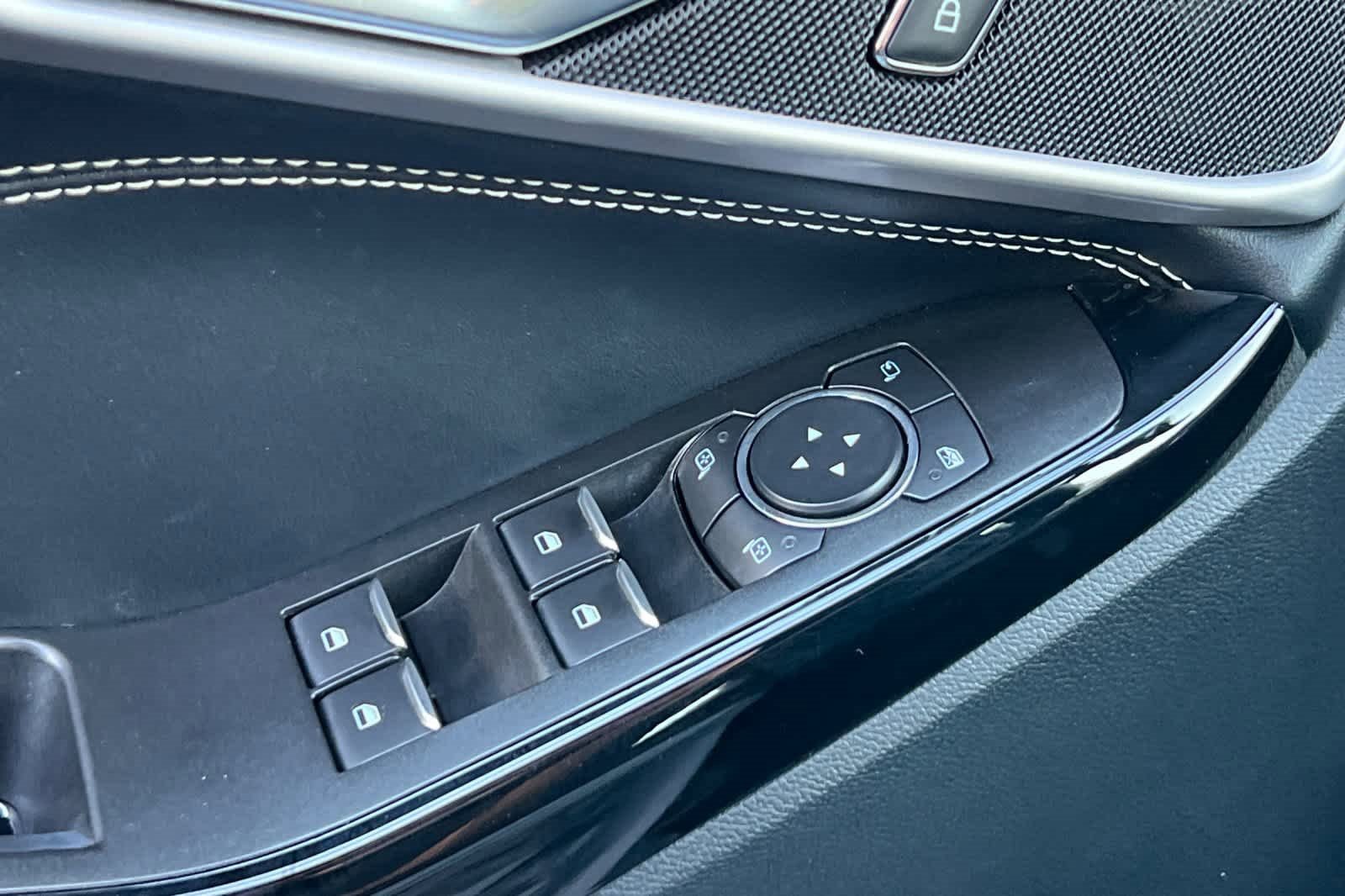 Certified 2022 Ford Explorer ST image 14