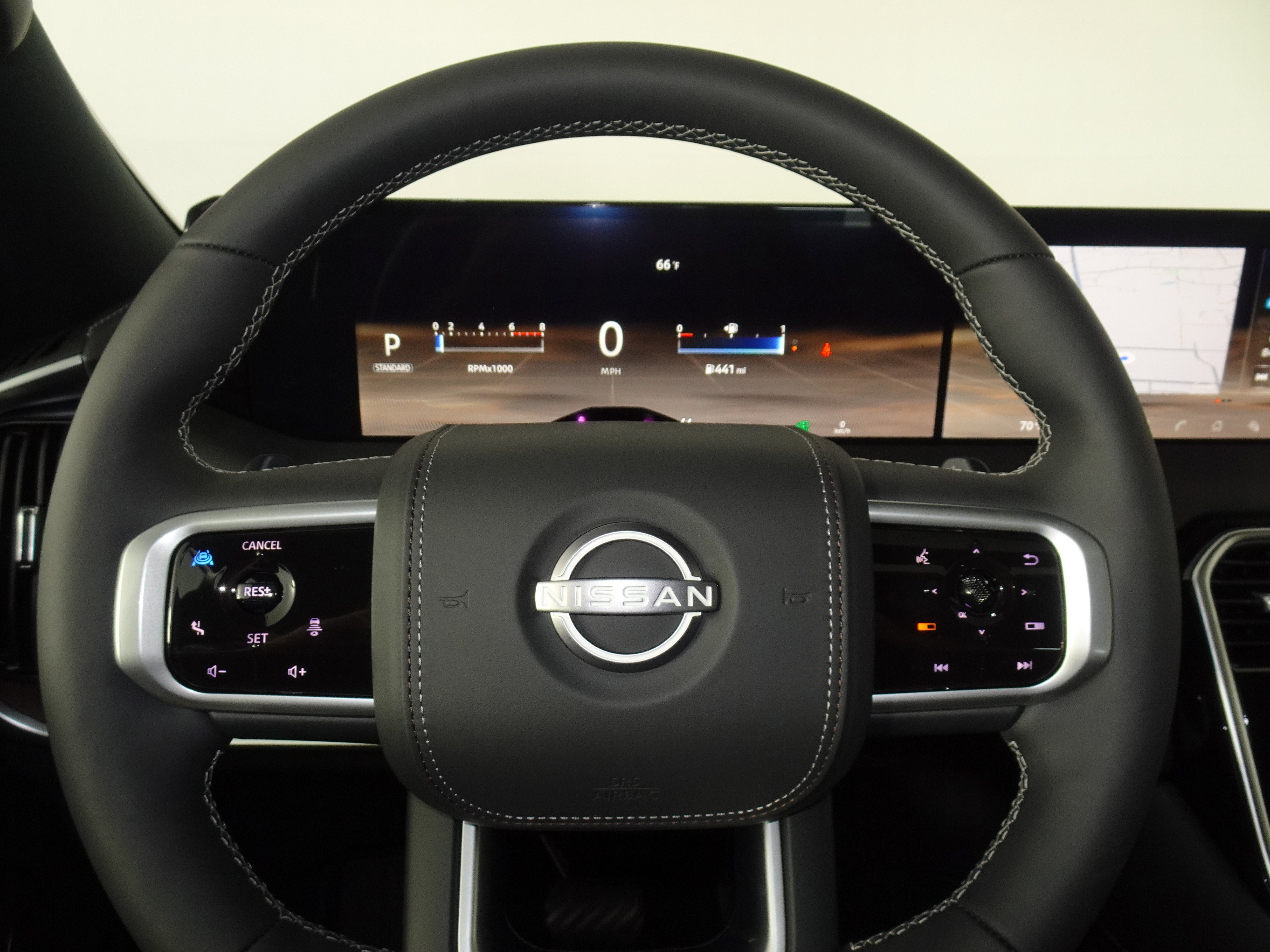 New 2025 Nissan Armada Platinum Reserve image 20