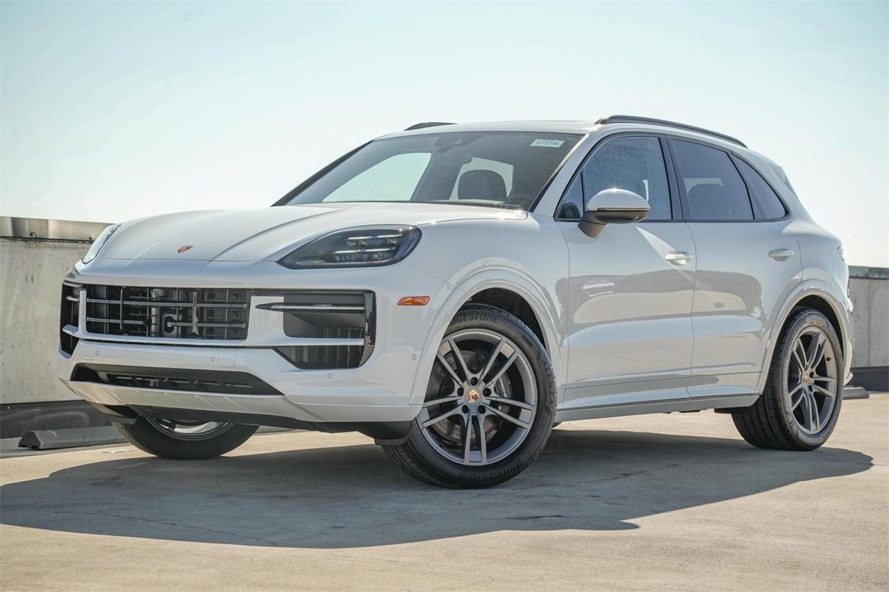 Certified 2025 Porsche Cayenne