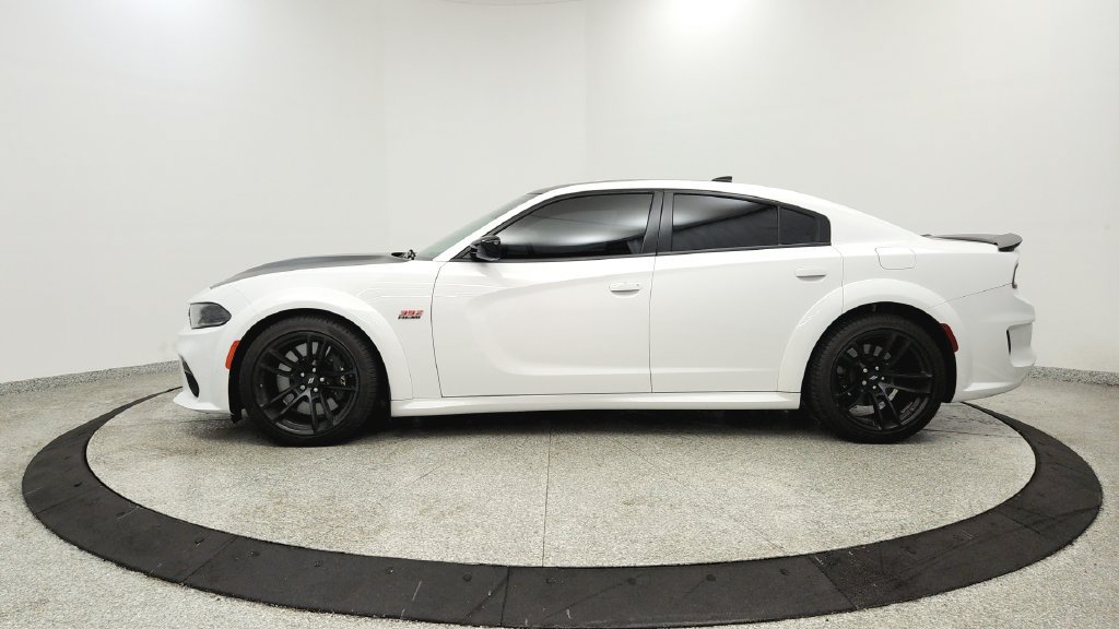 Used 2023 Dodge Charger Scat Pack RWD image 2