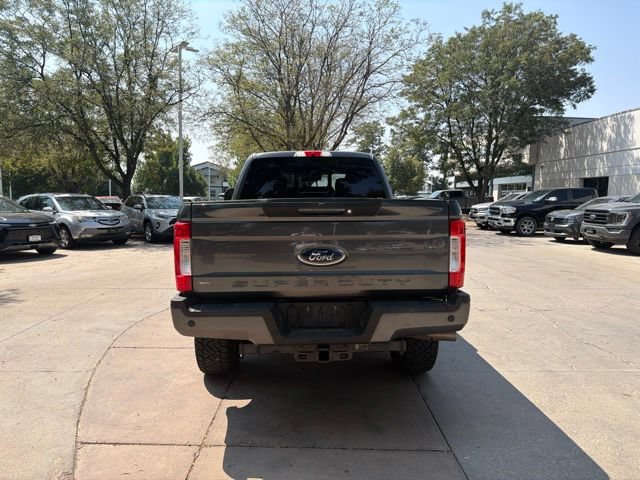 Used 2019 Ford F350 Lariat w/ Lariat Ultimate Package AWD/4WD image 4