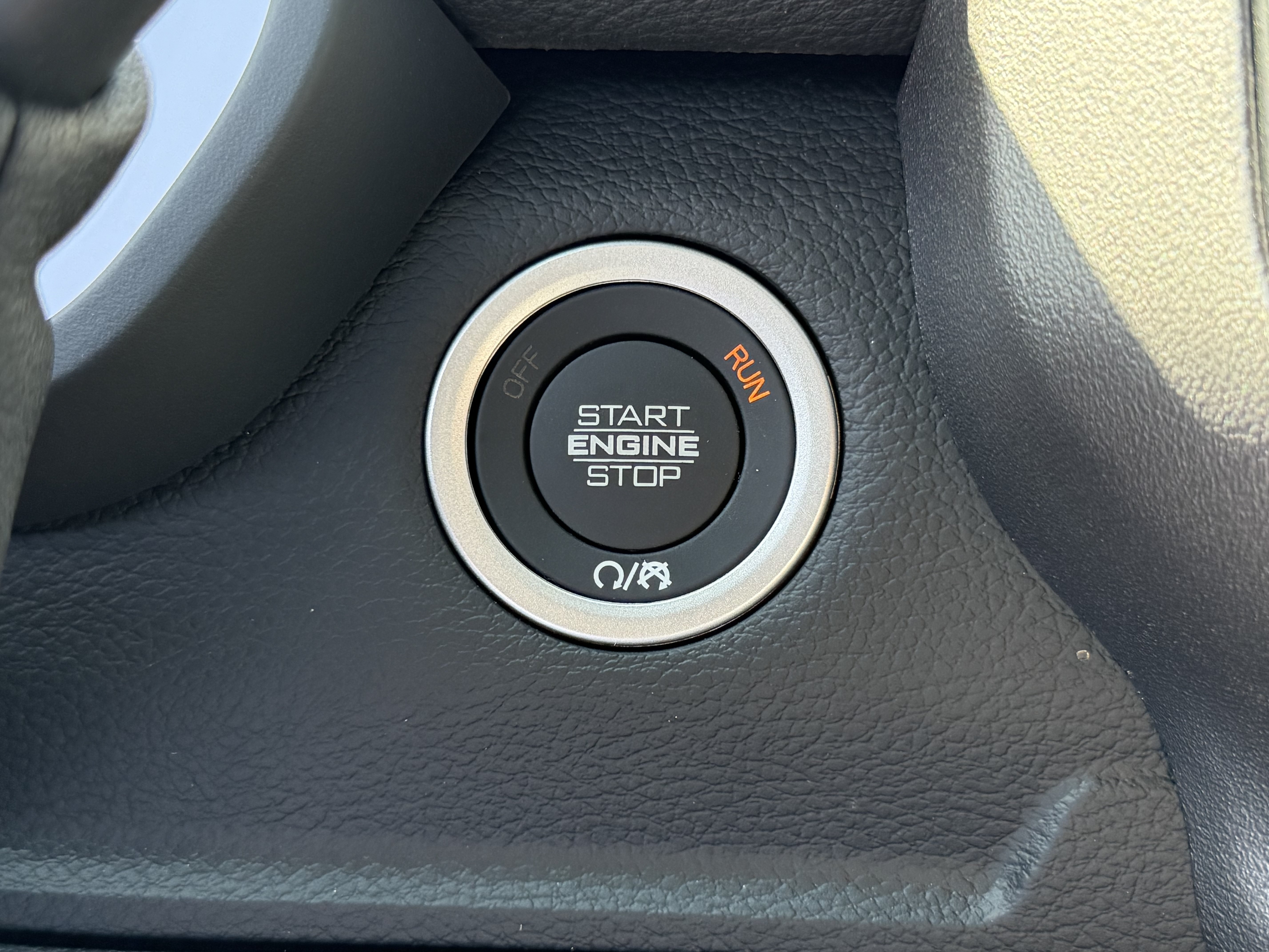New 2026 RAM 2500 Laramie AWD/4WD image 26