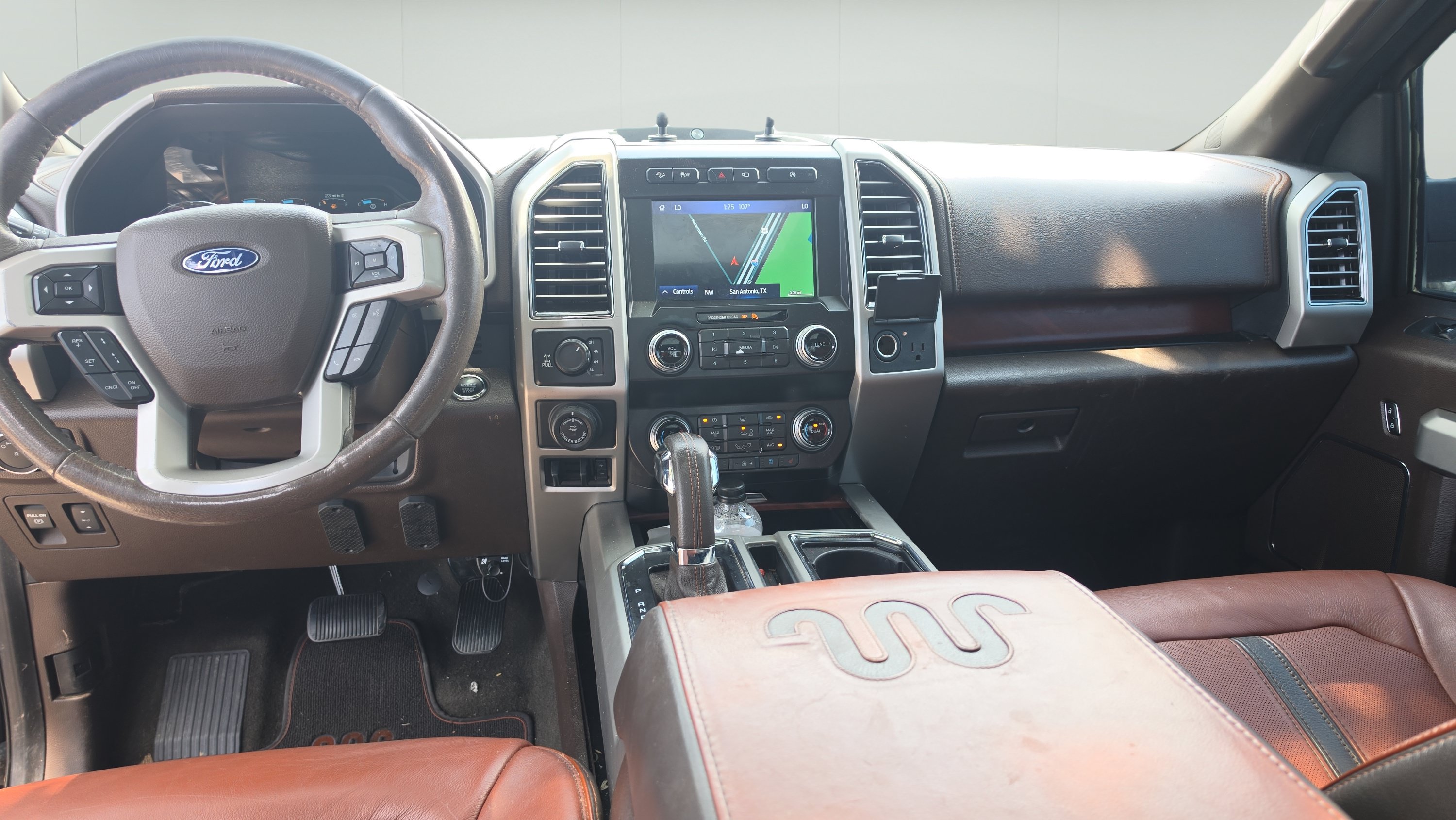 Used 2019 Ford F150 King Ranch w/ Equipment Group 601A Luxury AWD/4WD image 23