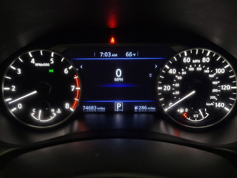Used 2023 Nissan Altima 2.5 SR FWD image 23