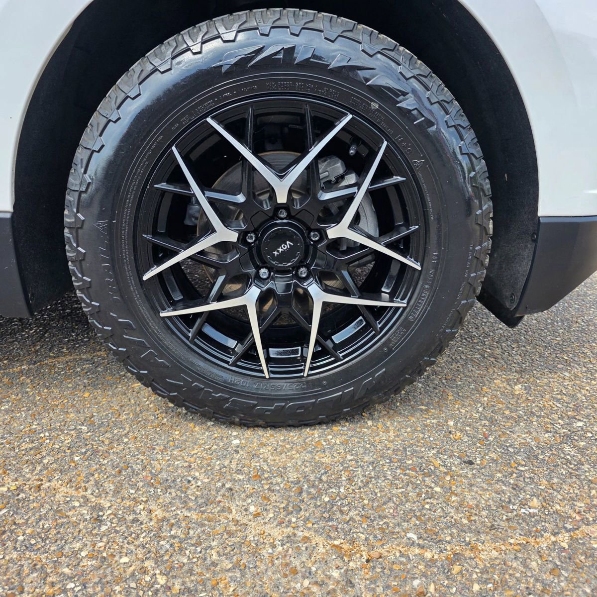 Used 2020 Chevrolet Equinox LT image 10