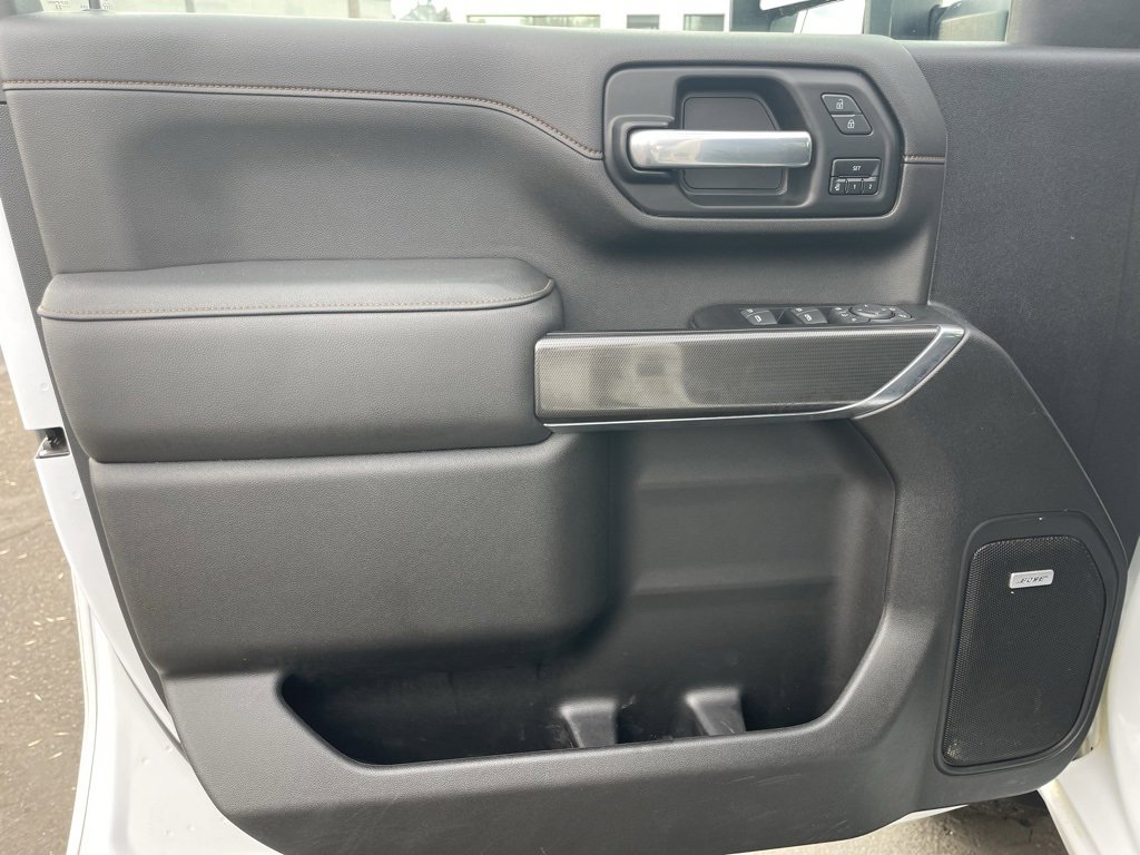 Used 2022 GMC Sierra 2500 AT4 w/ AT4 Premium Plus Package image 13