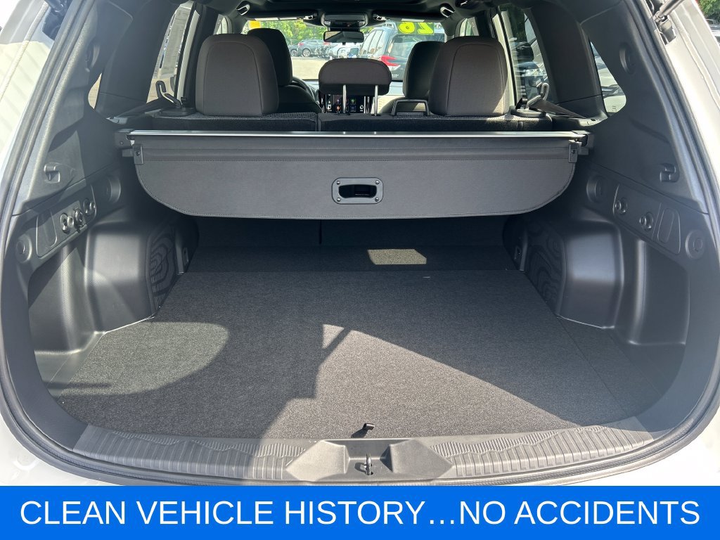 Used 2026 Subaru Forester Premium AWD/4WD image 2