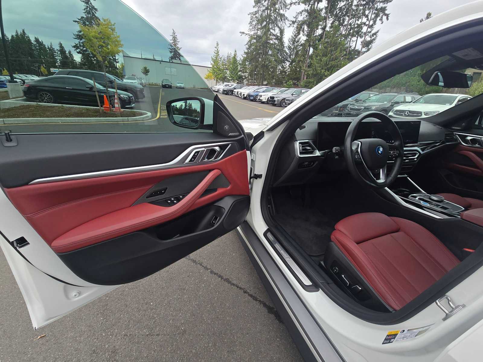 Used 2024 BMW i4 eDrive35 w/ Convenience Package RWD image 20